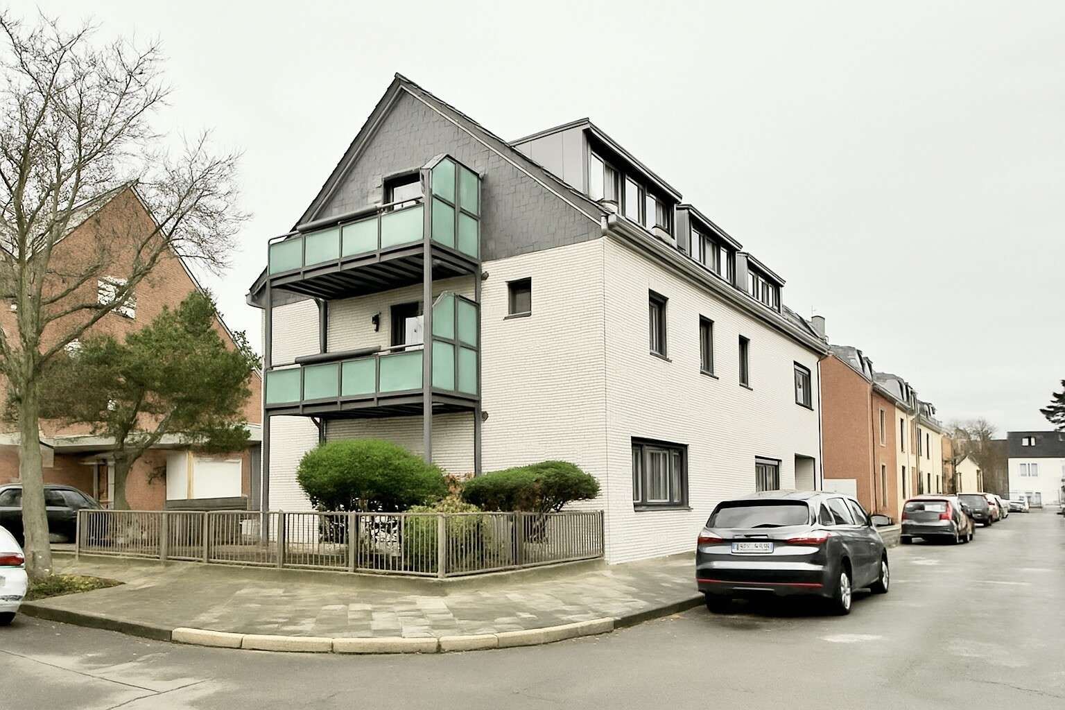 Thumbnail-Haus zum Kaufen in Düsseldorf Mörsenbroich 1.640.000,00 € 264 m²