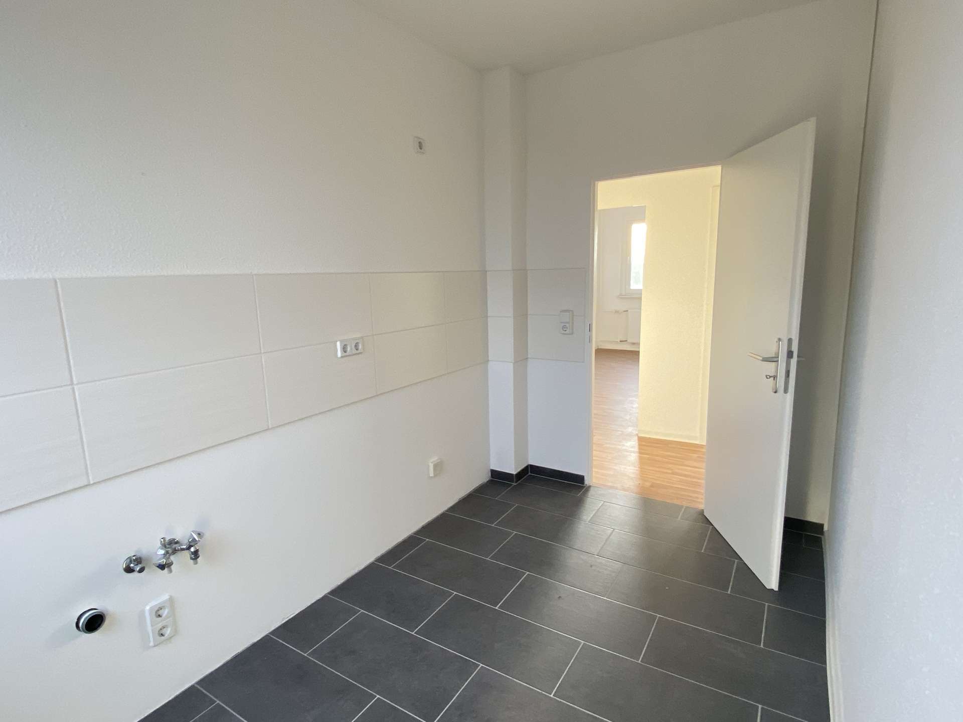 Thumbnail-Wohnung zum Mieten in Altenburg 371,30 € 74.26 m²