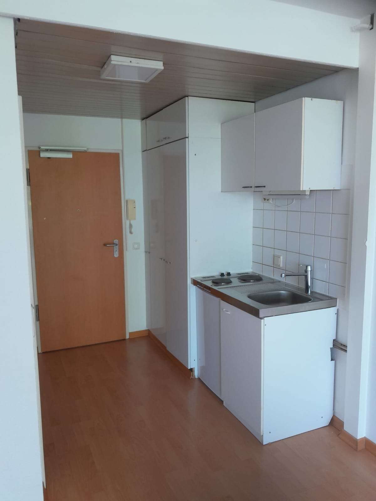Thumbnail-Wohnung zum Mieten in Frankfurt am Main 560,00 € 33.5 m²