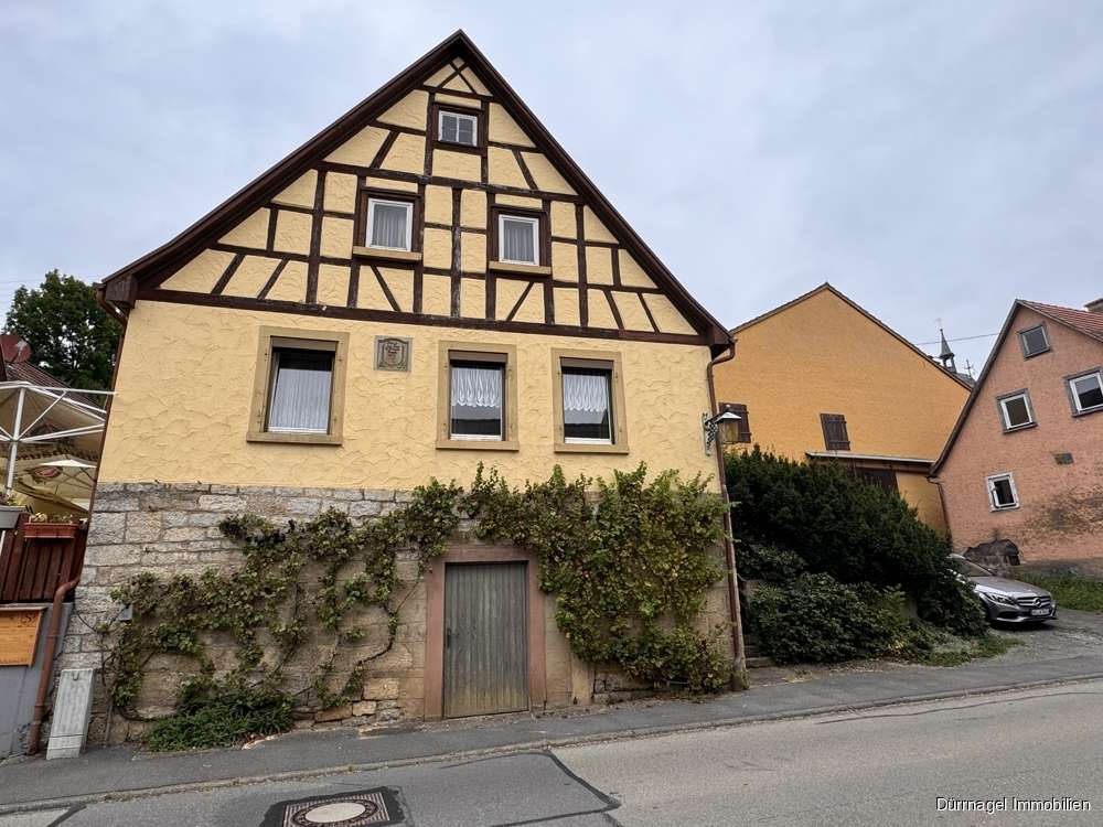 Thumbnail-Haus zum Kaufen in Weikersheim Schäftersheim 199.000,00 € 110 m²