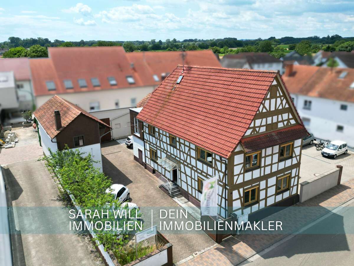 Thumbnail-Haus zum Kaufen in Neuburg am Rhein 359.000,00 € 193 m²