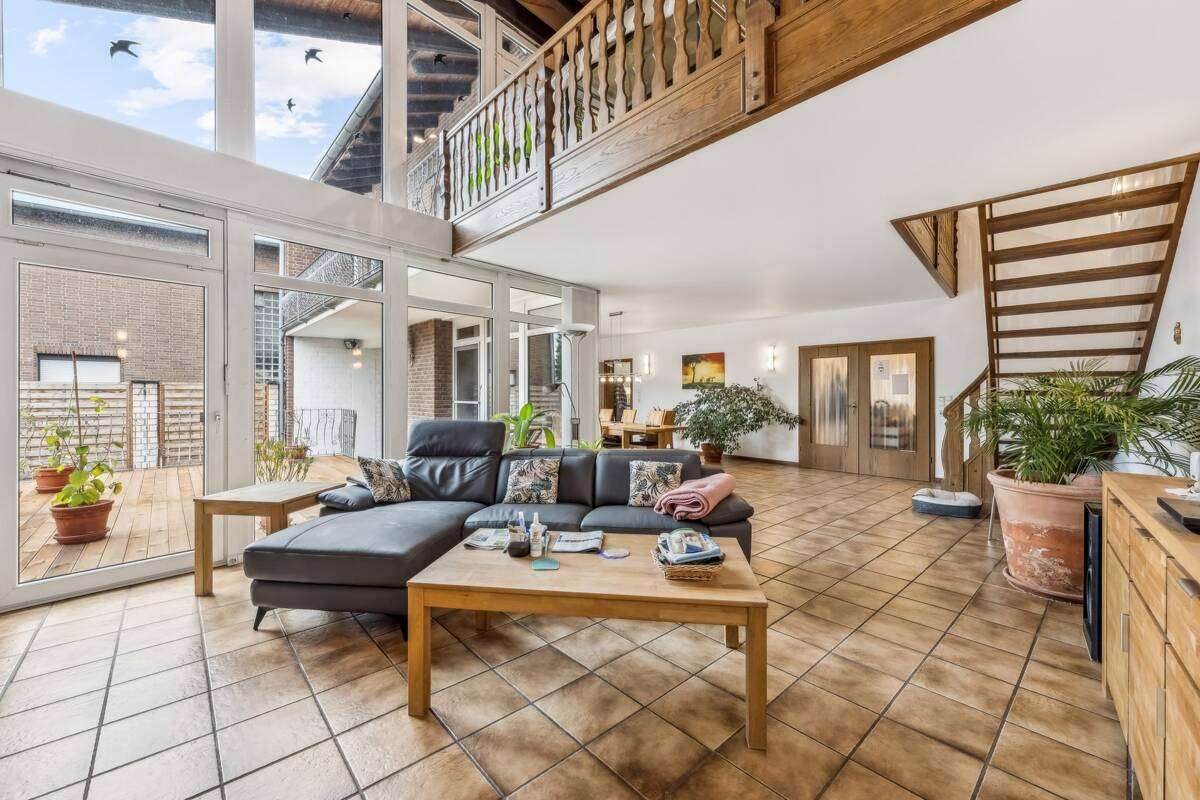 Thumbnail-Haus zum Kaufen in Grevenbroich Kapellen 750.000,00 € 216.8 m²