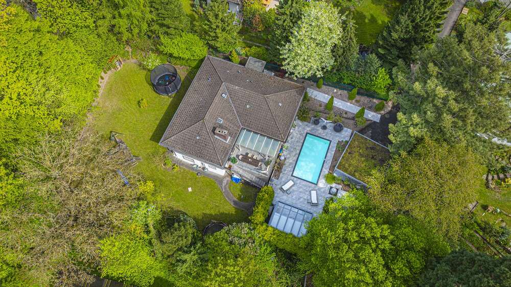 Thumbnail-Haus zum Kaufen in Leverkusen 1.325.000,00 € 277 m²