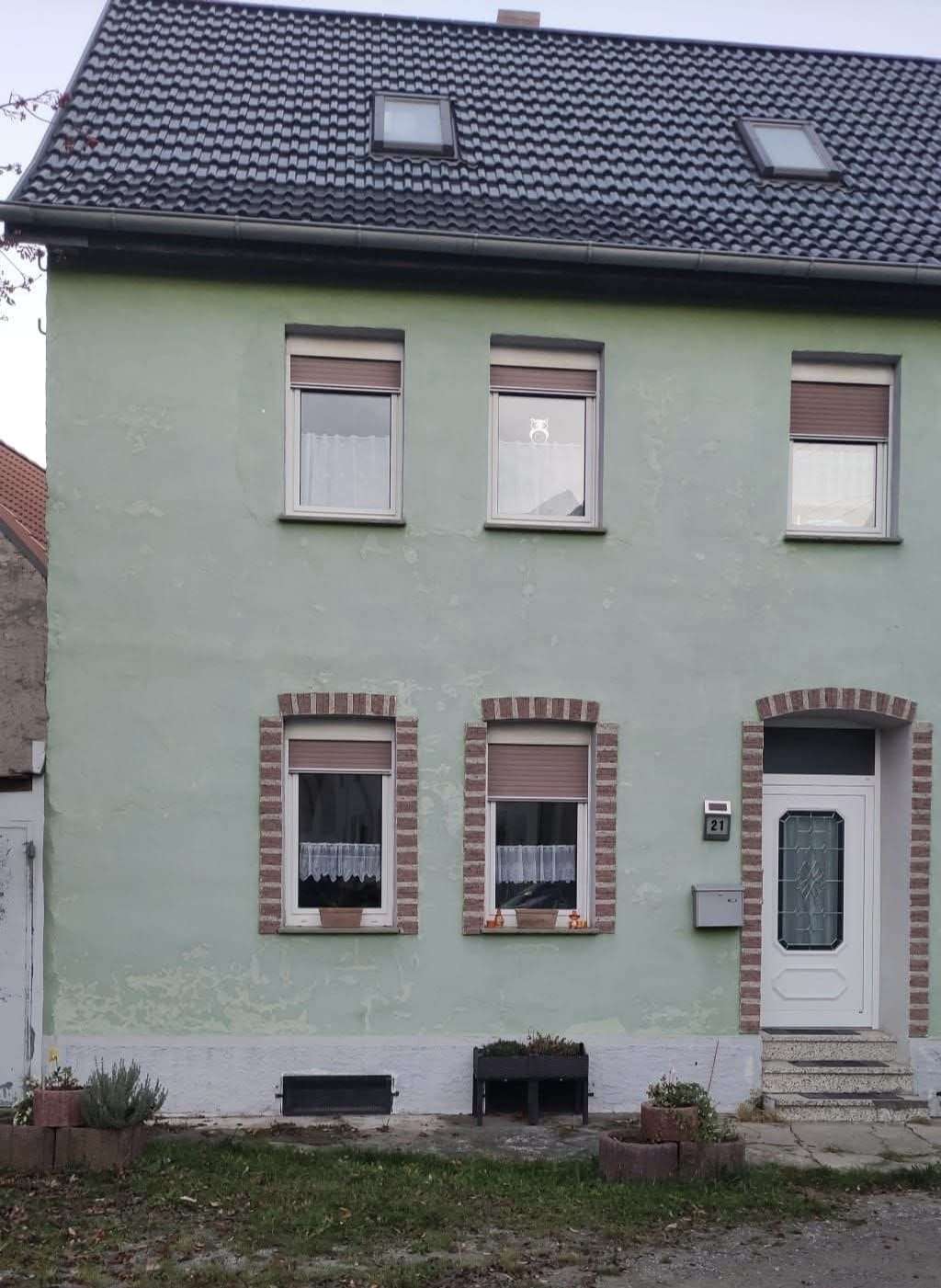 Thumbnail-Haus zum Kaufen in Nienburg (Saale) 100.000,00 € 100 m²