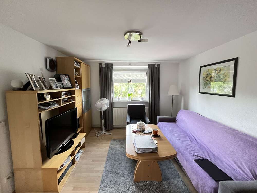 Thumbnail-Wohnung zum Kaufen in Düsseldorf 165.000,00 € 121.04 m²