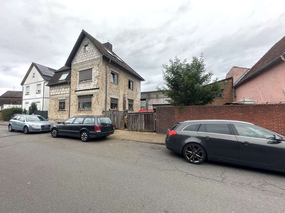 Thumbnail-Haus zum Kaufen in Mörfelden-Walldorf 1.499.000,00 € 150 m²