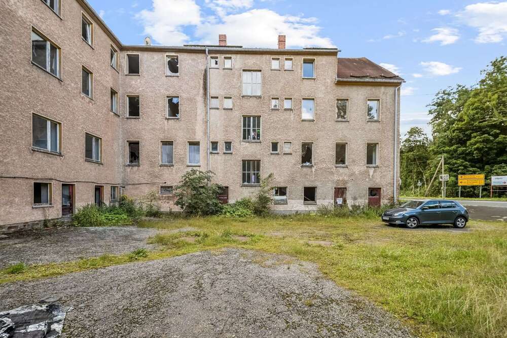 Thumbnail-Haus zum Kaufen in Frauenstein 80.000,00 € 650 m²