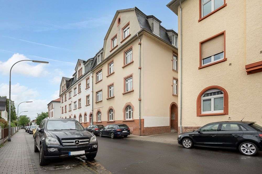 Thumbnail-Haus zum Kaufen in Neu-Isenburg 1.319.000,00 € 419.2 m²