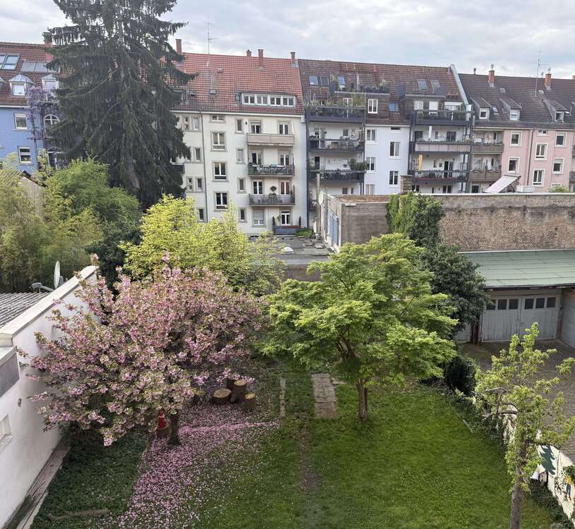 Thumbnail-Wohnung zum Kaufen in Karlsruhe 275.000,00 € 82 m²