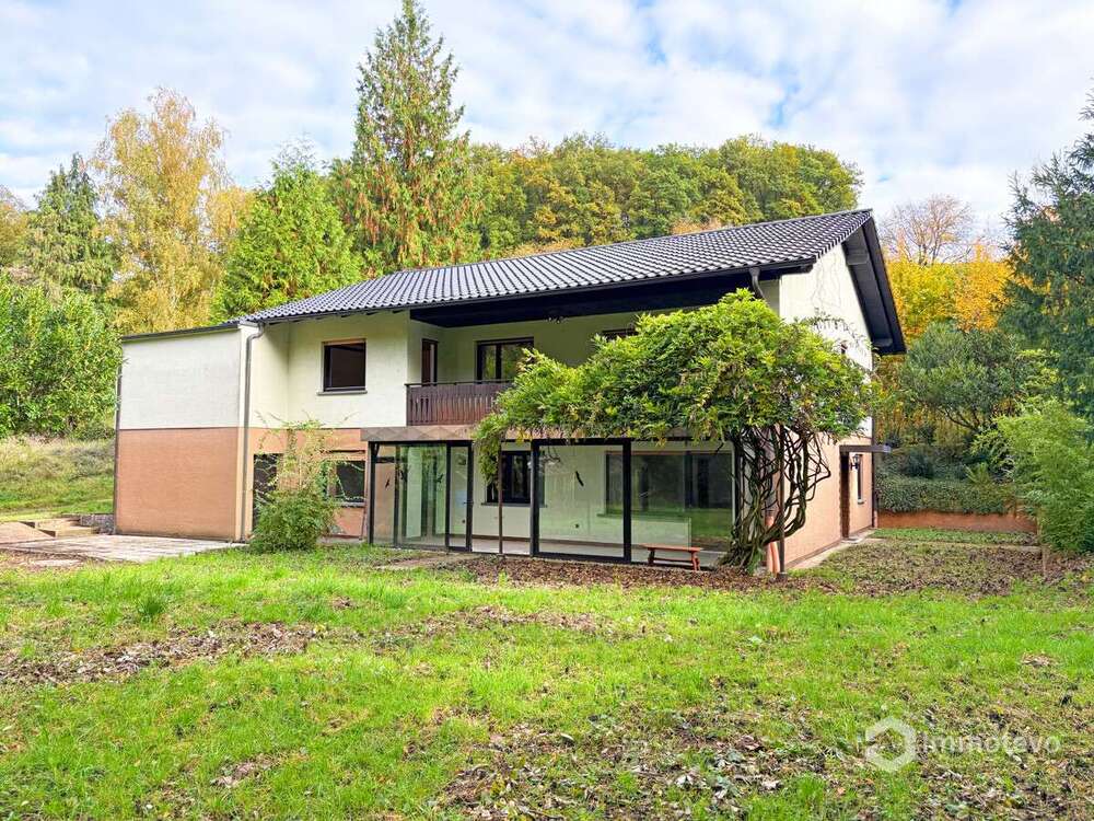 Thumbnail-Haus zum Kaufen in Weinheim-Heiligkreuz 440.000,00 € 223 m²