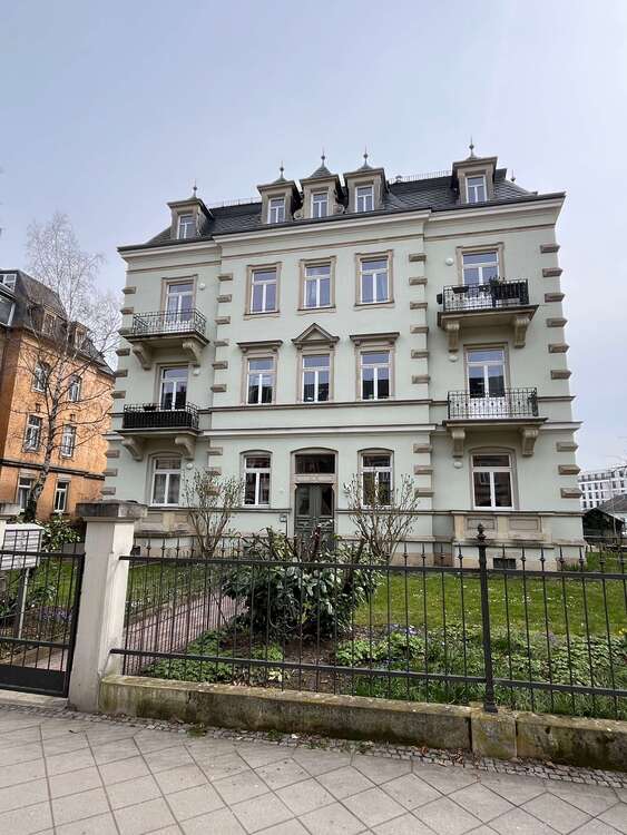 Thumbnail-Wohnung zum Kaufen in Dresden 399.000,00 € 105 m²