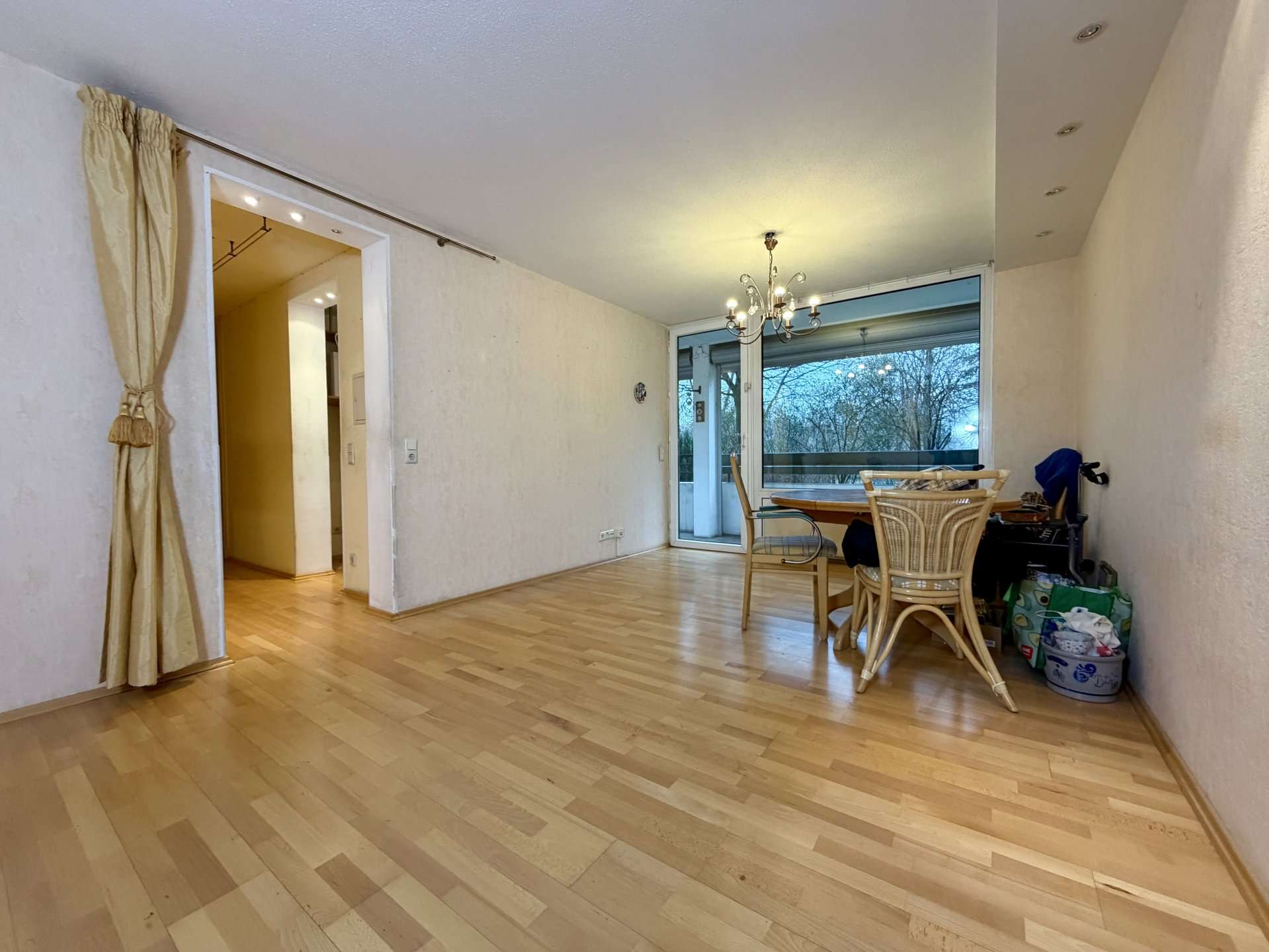 Thumbnail-Wohnung zum Kaufen in Köln-Zollstock 297.000,00 € 74 m²