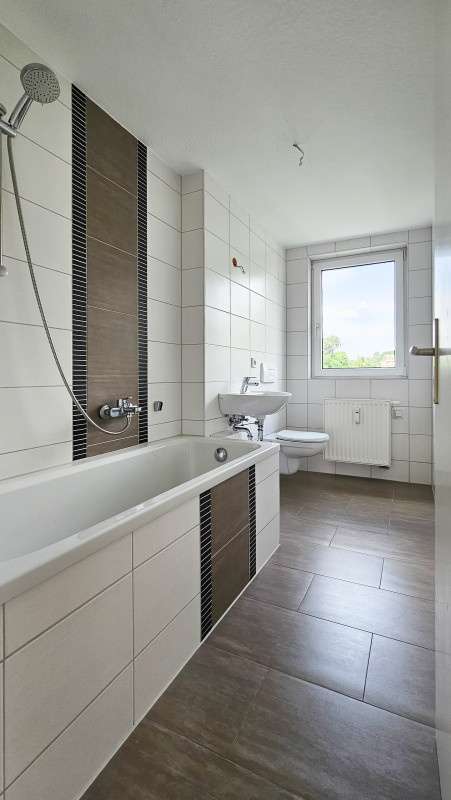 Thumbnail-Wohnung zum Mieten in Zwickau 371,70 € 59 m²