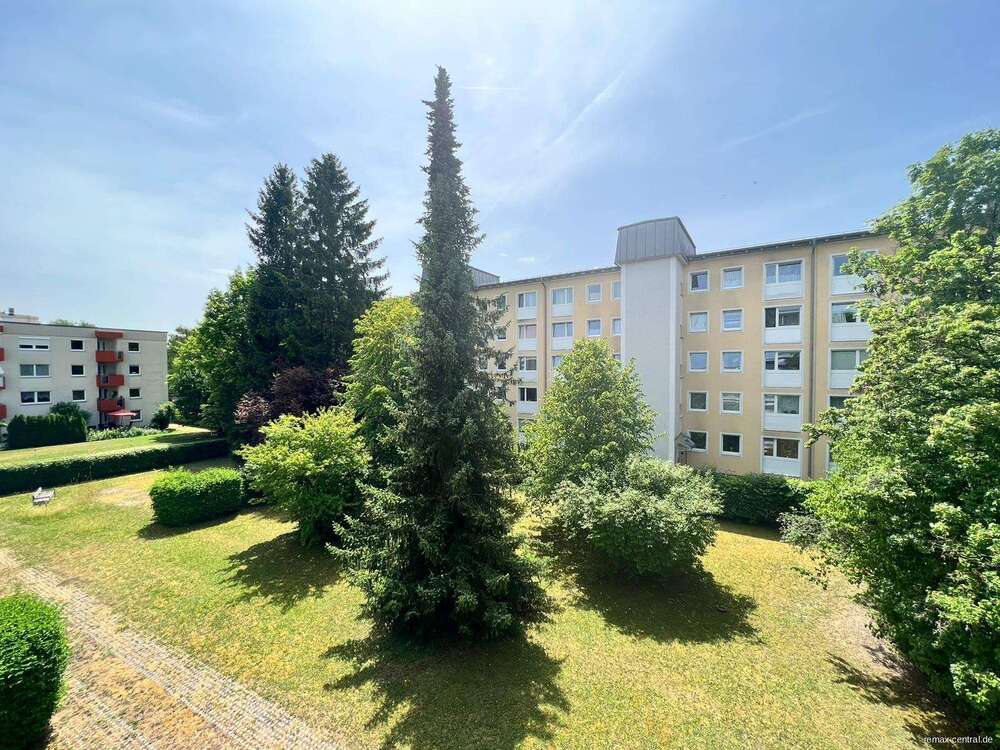 Thumbnail-Wohnung zum Kaufen in München 473.900,00 € 65.5 m²