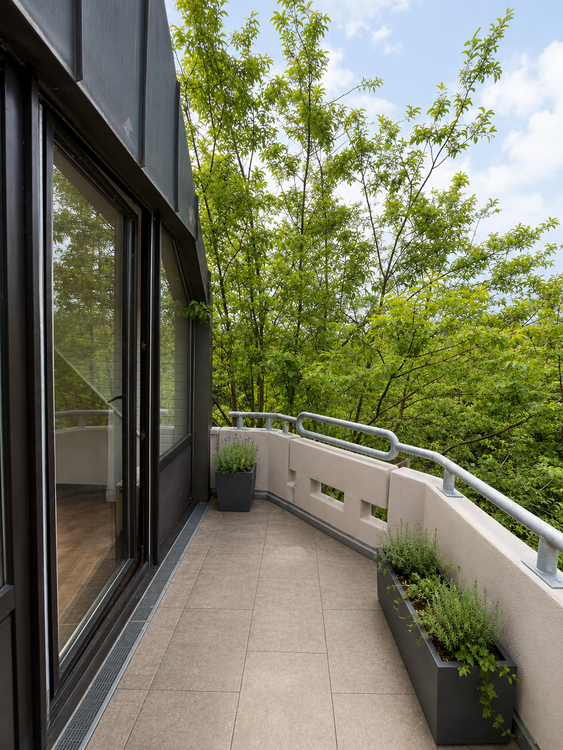 Thumbnail-Wohnung zum Kaufen in Düsseldorf 692.000,00 € 133.07 m²
