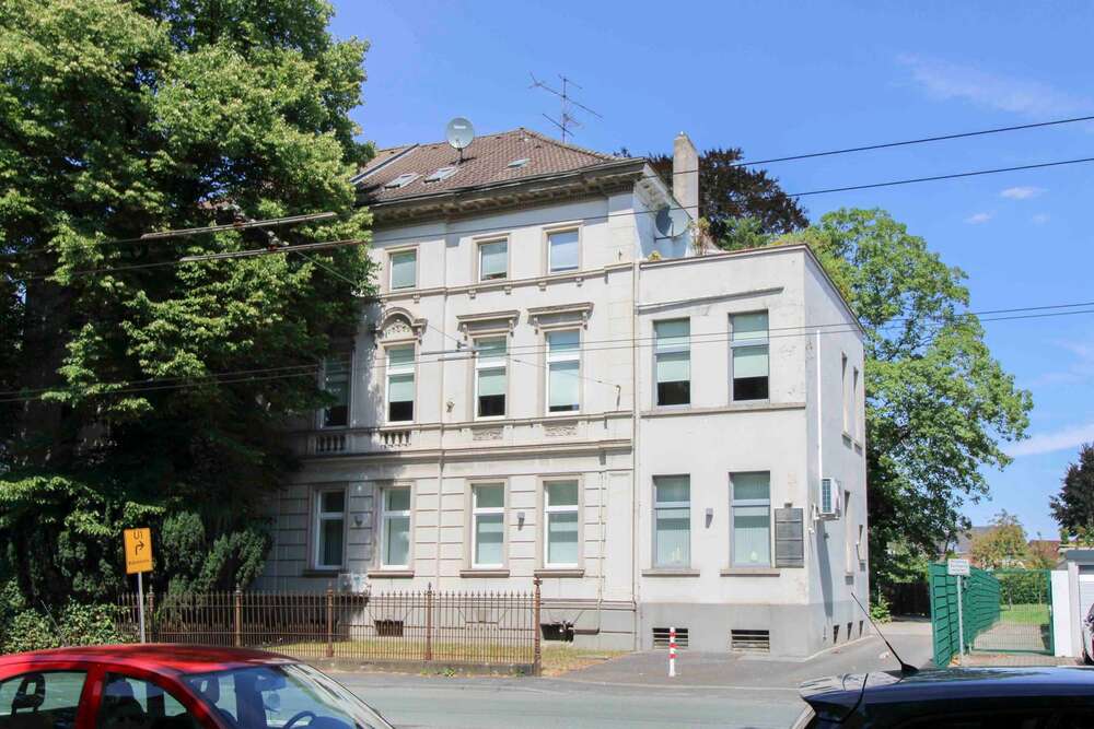 Thumbnail-Haus zum Kaufen in Solingen 579.000,00 € 407 m²