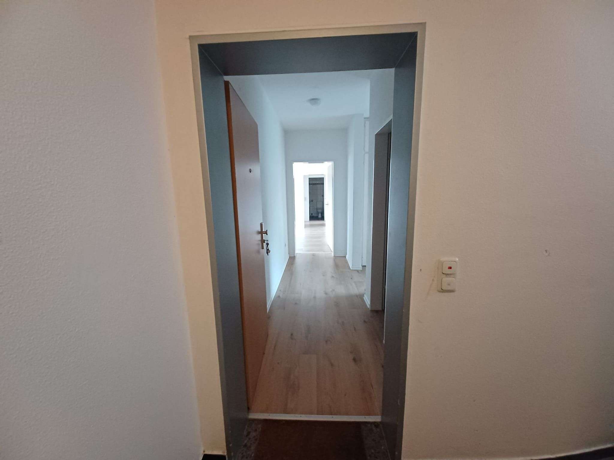 Thumbnail-Wohnung zum Mieten in Baesweiler 650,00 € 97.92 m²