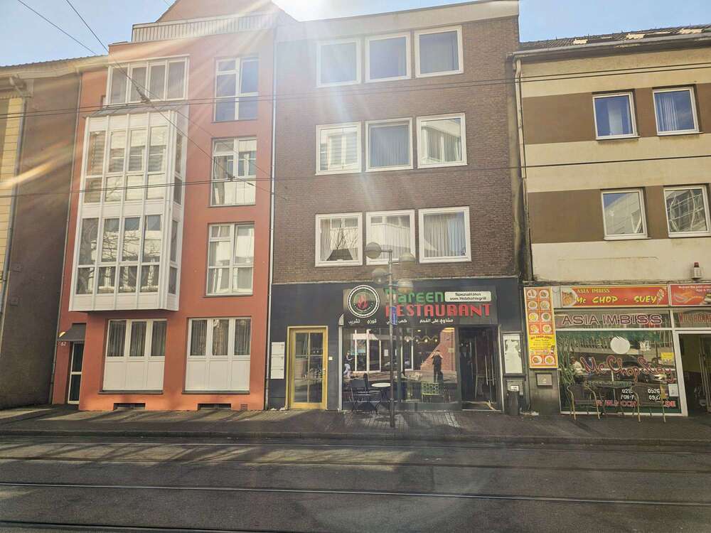 Thumbnail-Haus zum Kaufen in Neuss 895.000,00 € 195 m²