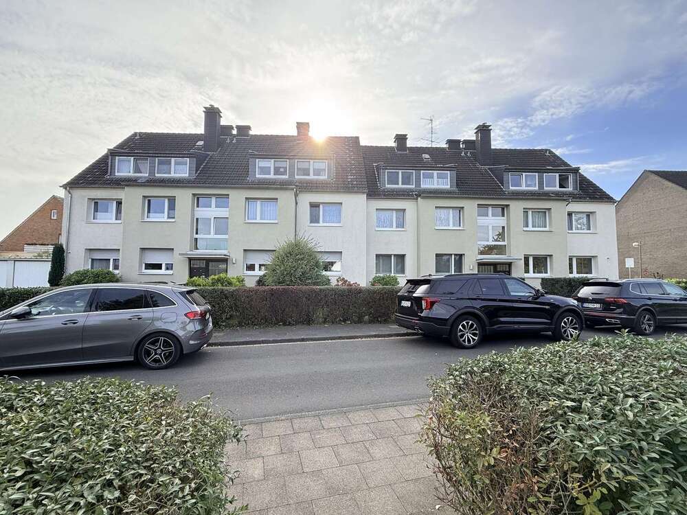 Thumbnail-Wohnung zum Kaufen in Meerbusch 229.000,00 € 65.29 m²