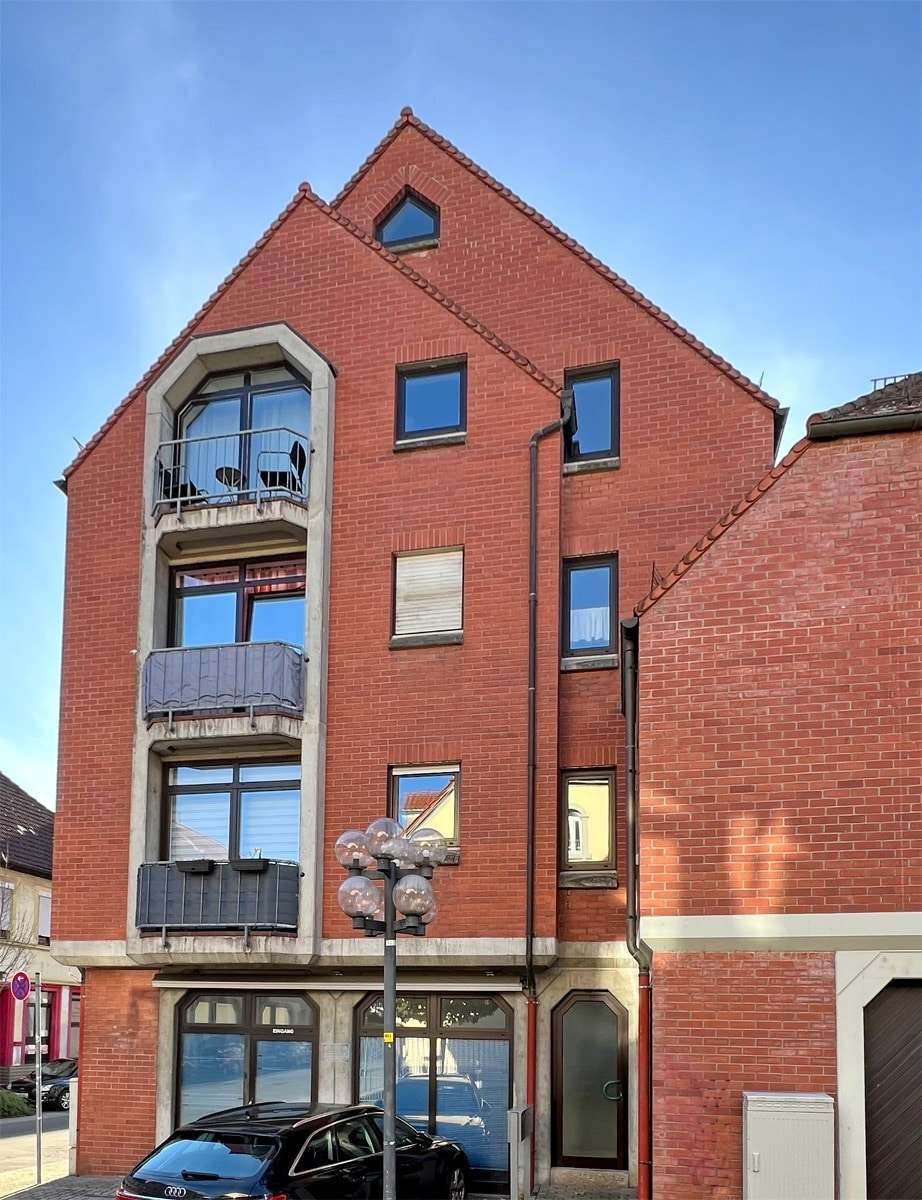 Thumbnail-Wohnung zum Kaufen in Kaiserslautern 135.000,00 € 66 m²