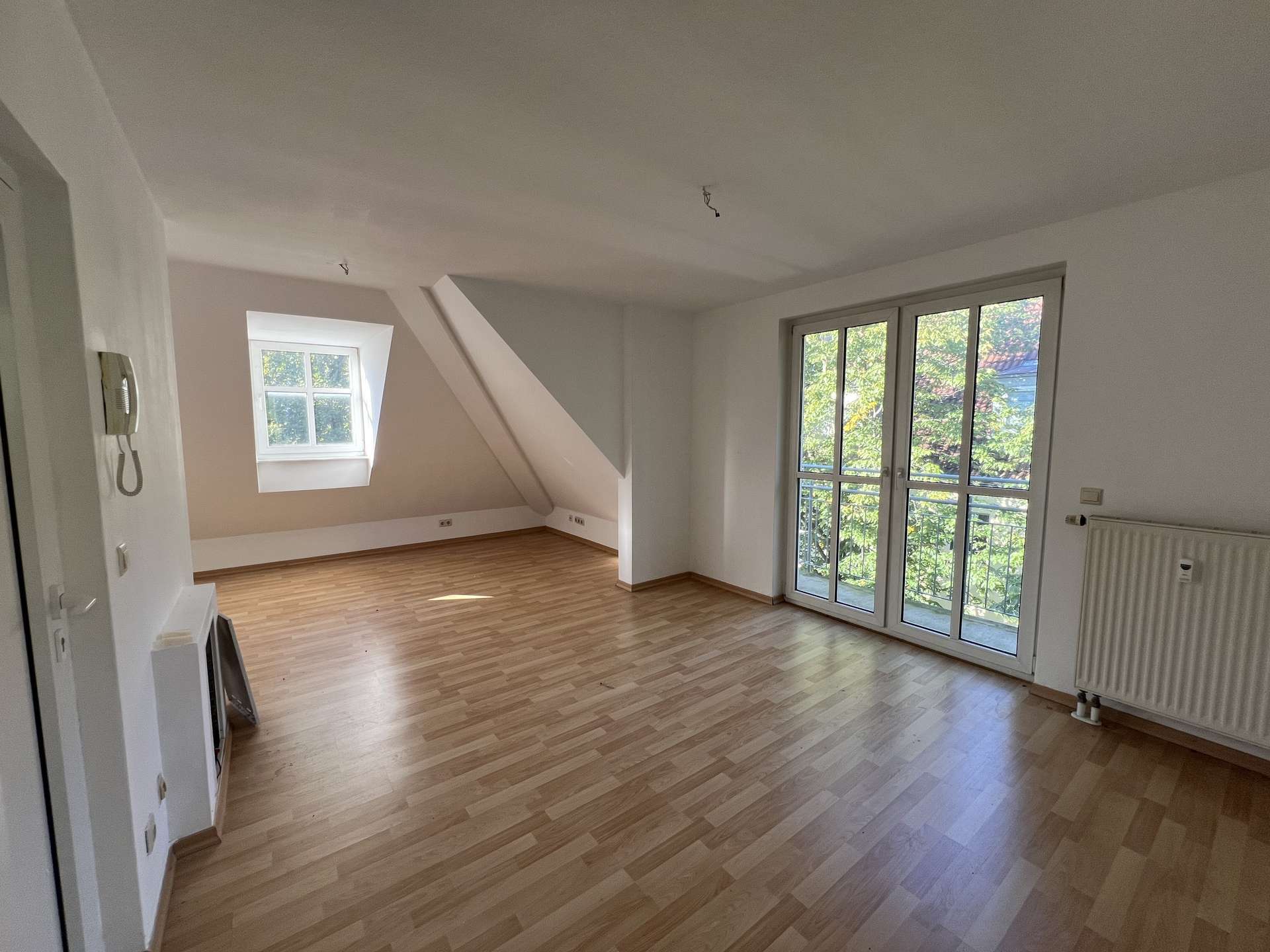 Thumbnail-Wohnung zum Kaufen in Leipzig 185.000,00 € 79 m²