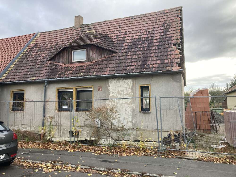 Thumbnail-Haus zum Kaufen in Zwenkau 180.000,00 € 133 m²