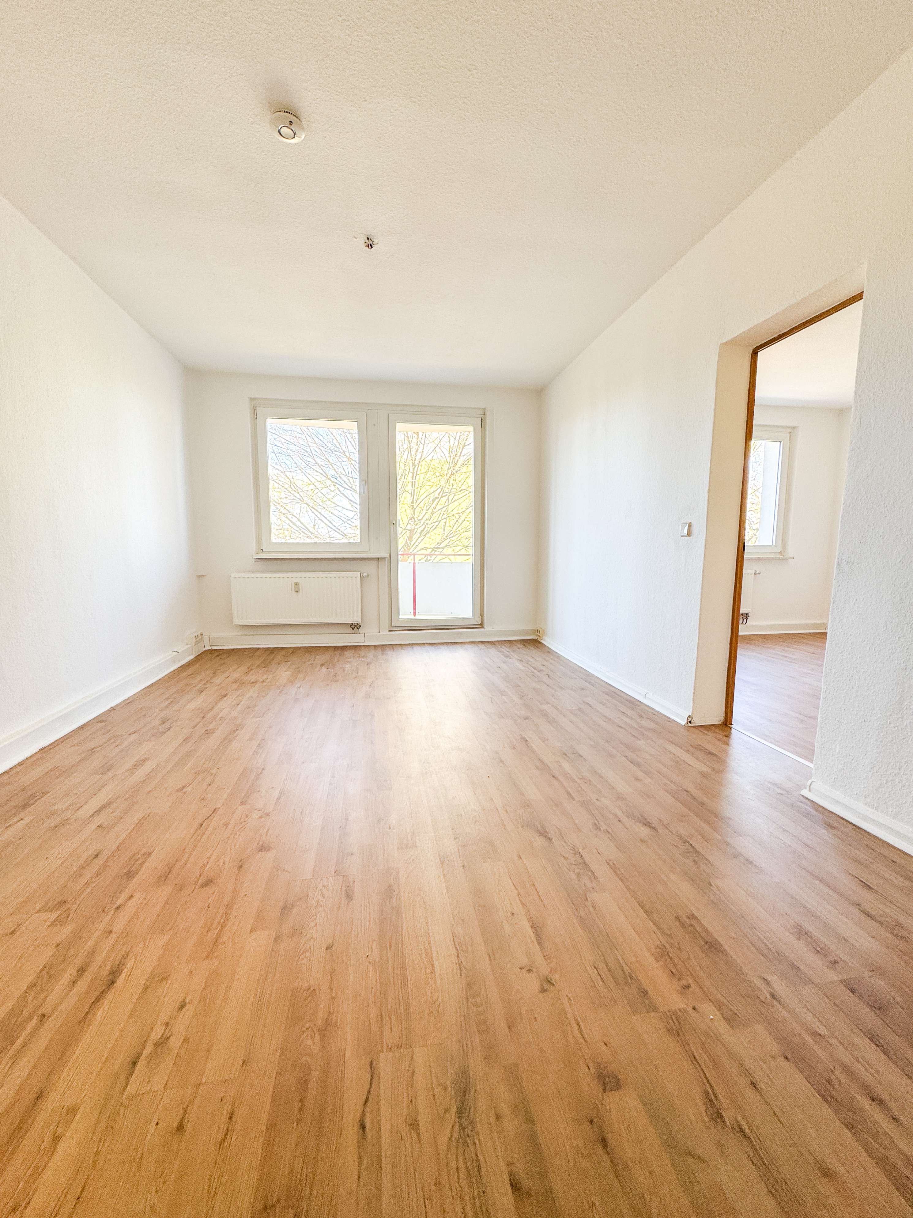 Thumbnail-Wohnung zum Mieten in Parey 341,00 € 63 m²