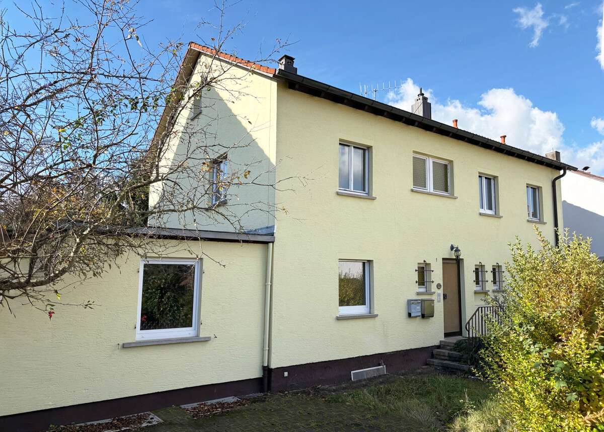 Thumbnail-Haus zum Kaufen in Schwäbisch Gmünd 395.000,00 € 199 m²