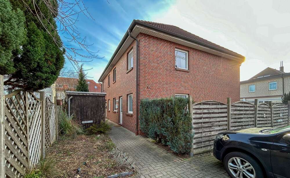 Thumbnail-Haus zum Kaufen in Oldenburg 374.500,00 € 94.17 m²