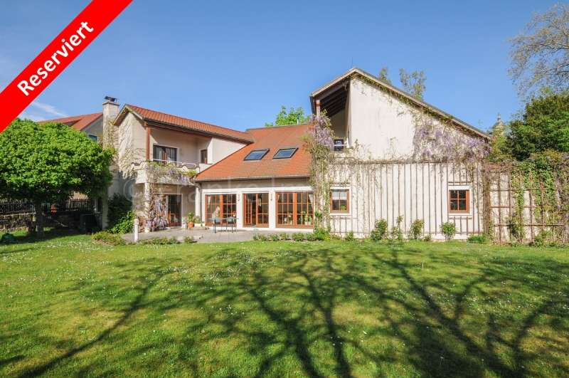 Thumbnail-Haus zum Kaufen in Dresden 1.150.000,00 € 299 m²