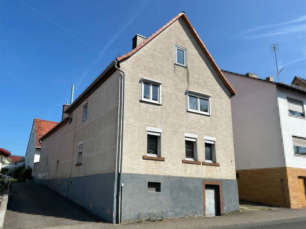 Thumbnail-Haus zum Kaufen in Röllbach 176.000,00 € 120 m²
