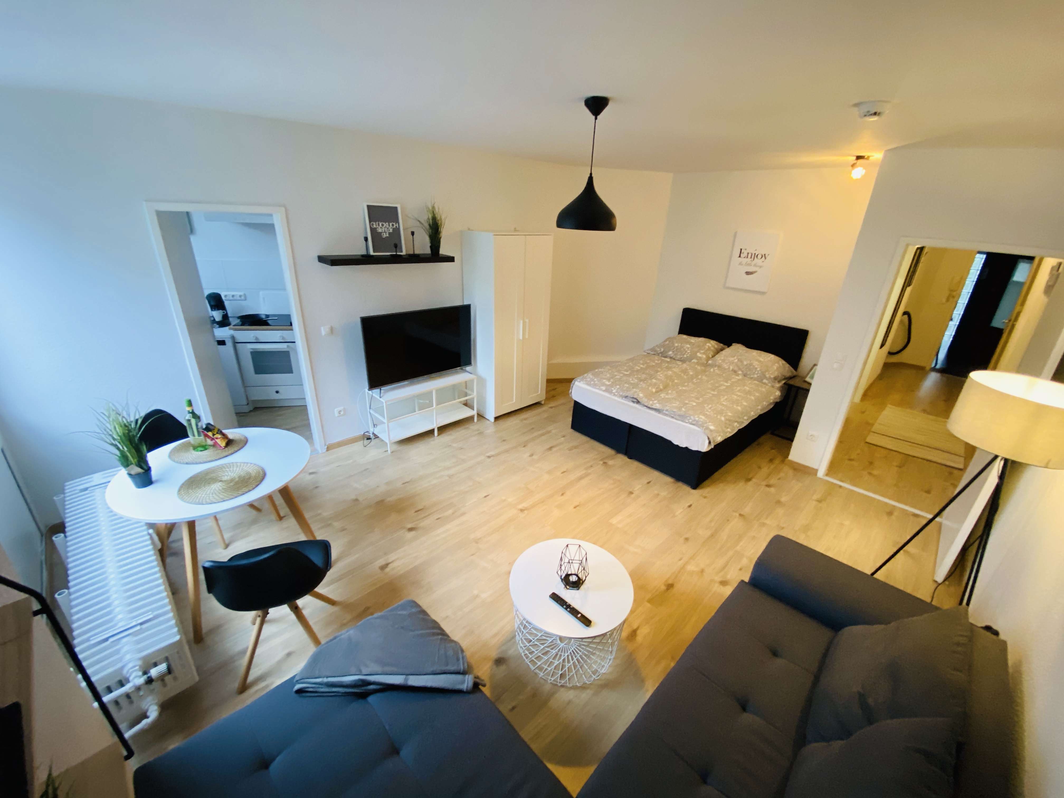 Thumbnail-Wohnung zum Mieten in Düsseldorf 700,00 € 38.4 m²