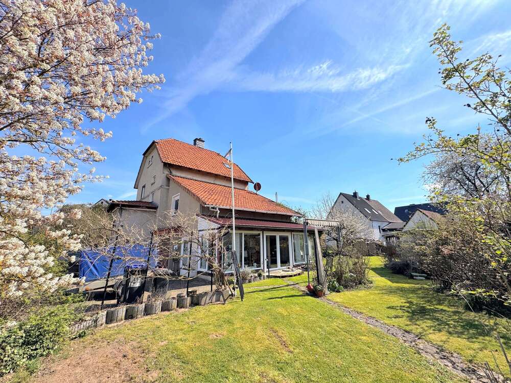Thumbnail-Haus zum Kaufen in Einbeck 165.000,00 € 150 m²