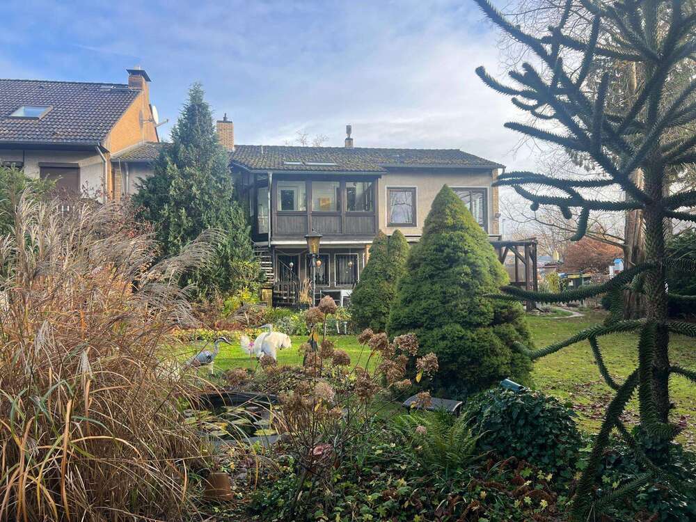 Thumbnail-Haus zum Kaufen in Hannover 950.000,00 € 490 m²