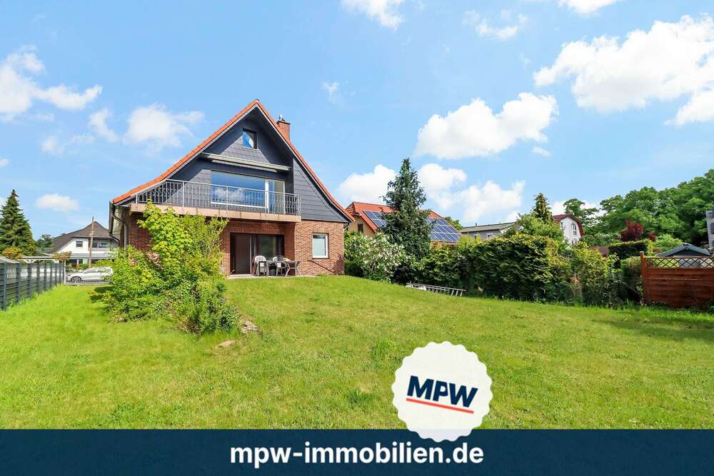 Thumbnail-Haus zum Kaufen in Berlin 945.000,00 € 210 m²