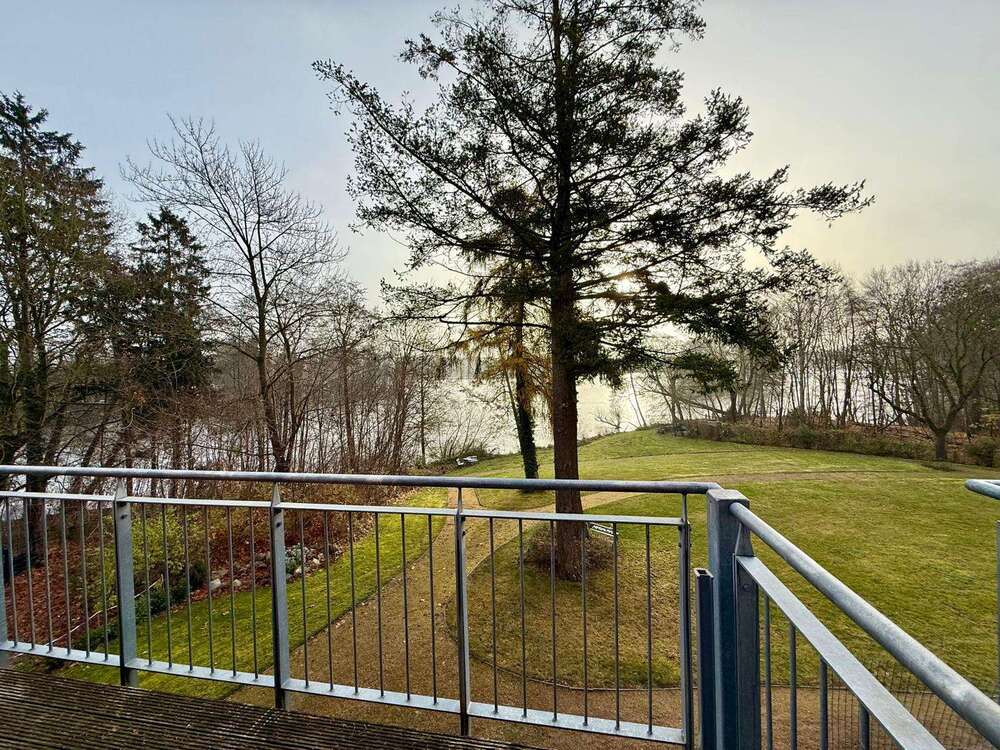 Thumbnail-Wohnung zum Mieten in Schwerin 985,00 € 98.49 m²