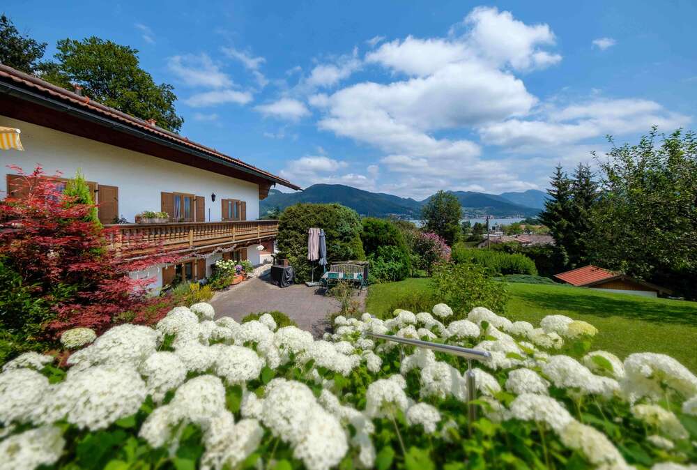 Thumbnail-Haus zum Kaufen in Bad Wiessee 3.900.000,00 € 311 m²