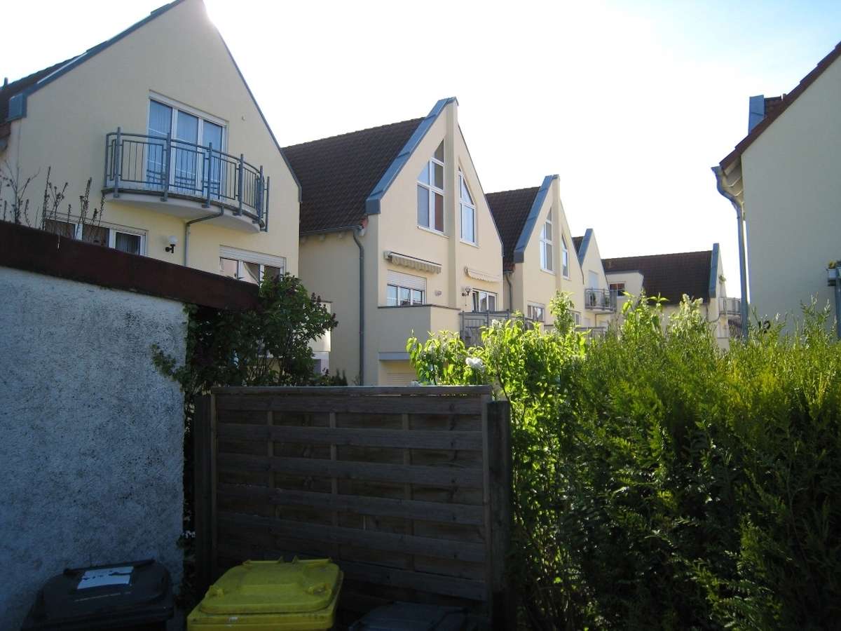 Thumbnail-Wohnung zum Mieten in Nierstein 935,00 € 95 m²