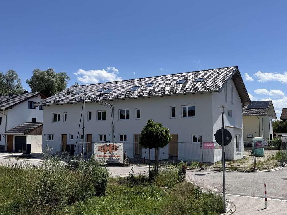 Thumbnail-Haus zum Kaufen in Großkarolinenfeld 976.000,00 € 137 m²