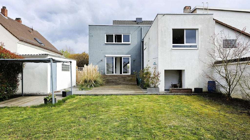 Thumbnail-Haus zum Kaufen in Großkrotzenburg 629.000,00 € 180 m²