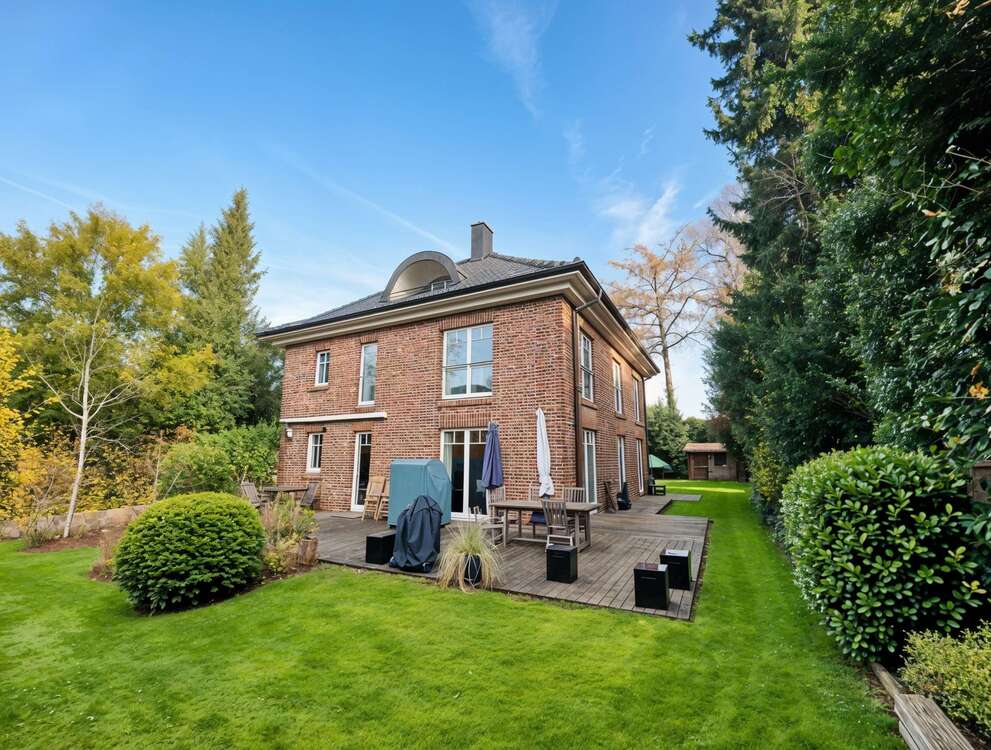 Thumbnail-Haus zum Kaufen in Hamburg 1.980.000,00 € 250 m²
