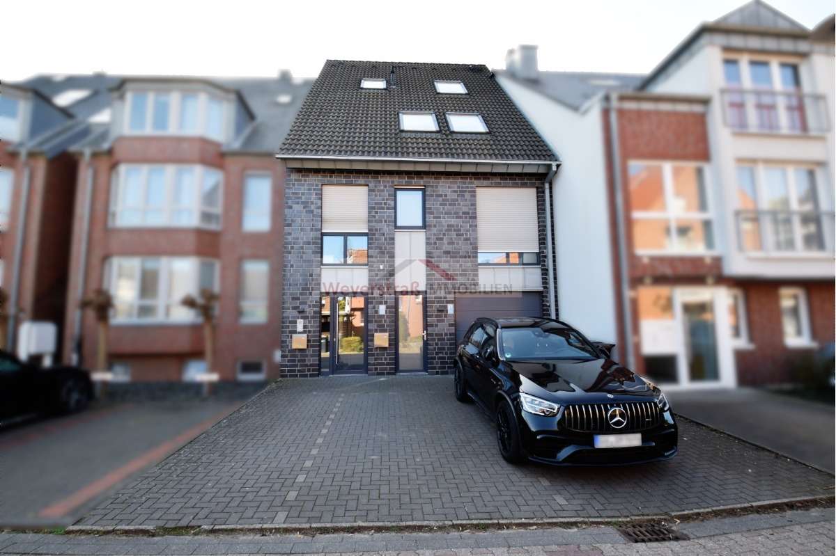 Thumbnail-Haus zum Kaufen in Grevenbroich 896.500,00 € 240 m²