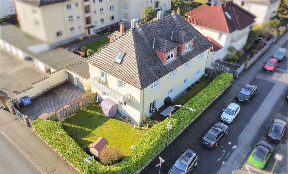 Thumbnail-Haus zum Kaufen in Oberursel (Taunus) 1.399.000,00 € 374 m²