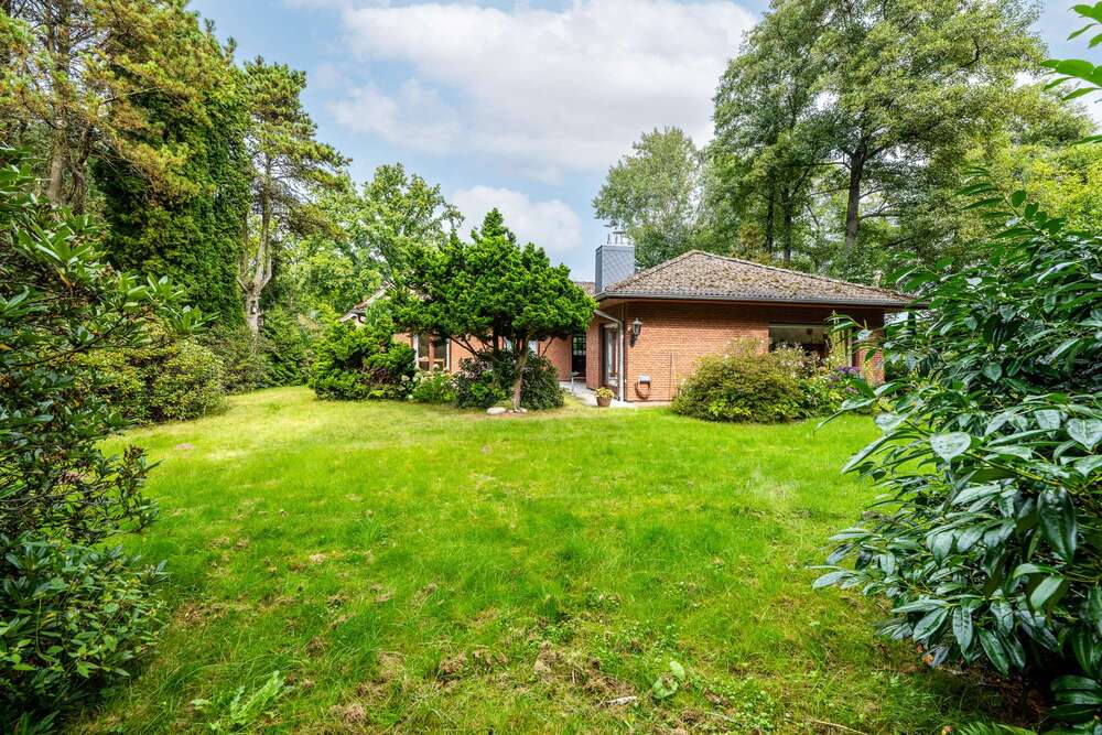 Thumbnail-Haus zum Kaufen in Hamburg Bergstedt 695.000,00 € 134 m²