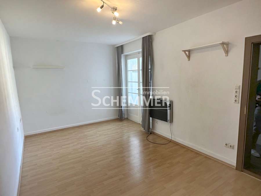 Thumbnail-Wohnung zum Kaufen in Freiburg im Breisgau 150.000,00 € 24.84 m²
