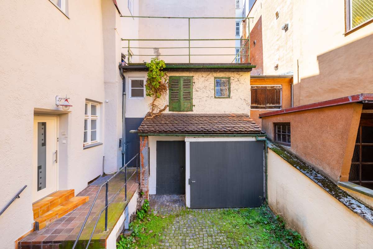 Thumbnail-Wohnung zum Kaufen in Augsburg Zentrum 275.000,00 € 71.03 m²