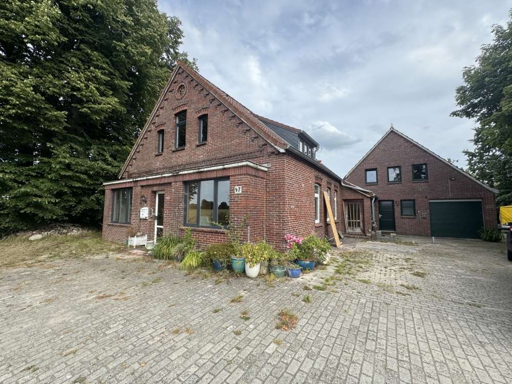 Thumbnail-Haus zum Kaufen in Friedeburg Abickhafe 249.850,00 € 270 m²