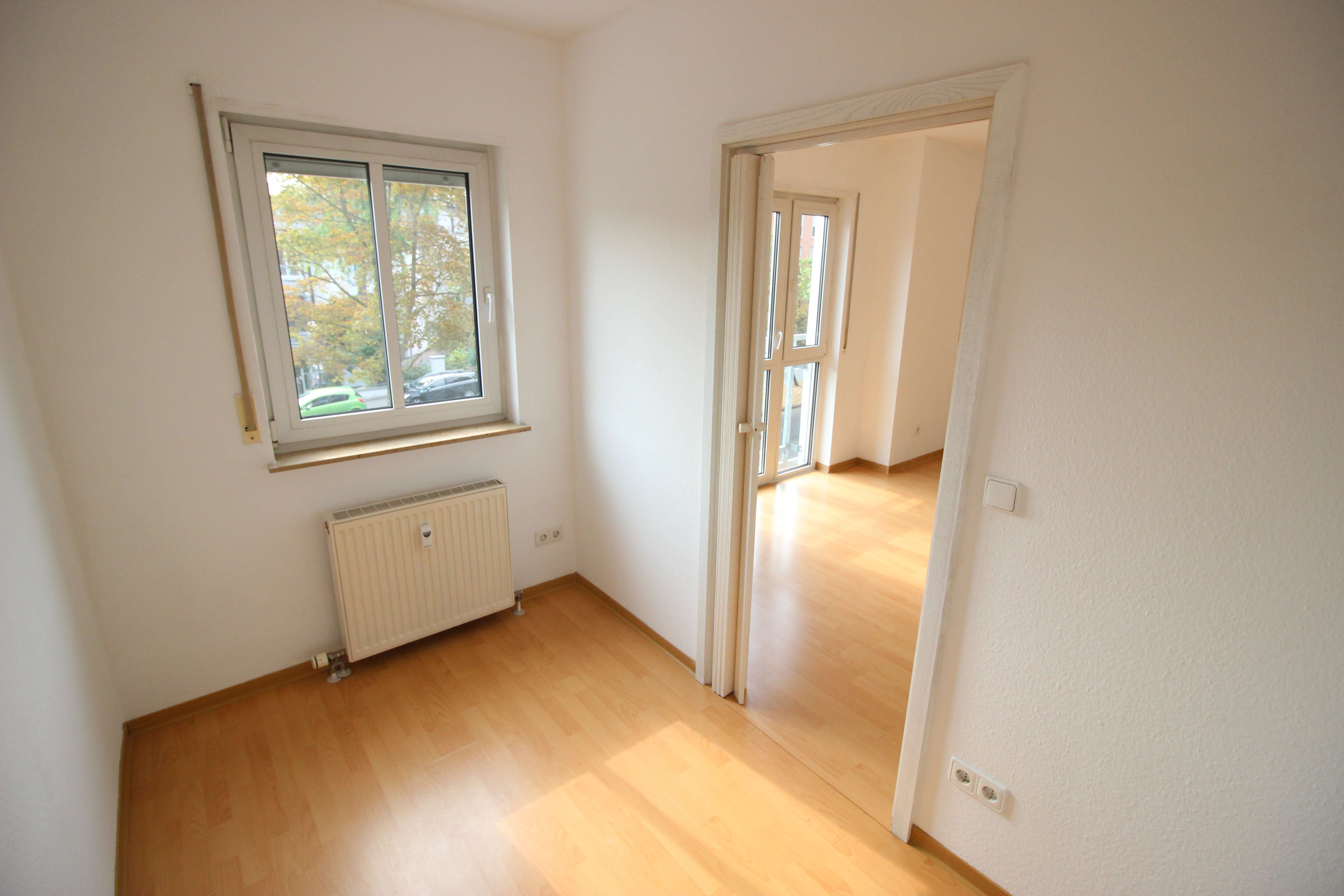 Thumbnail-Wohnung zum Kaufen in Wiesbaden 165.000,00 € 39 m²