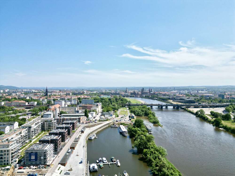 Thumbnail-Wohnung zum Mieten in Dresden 1.920,00 € 106.9 m²