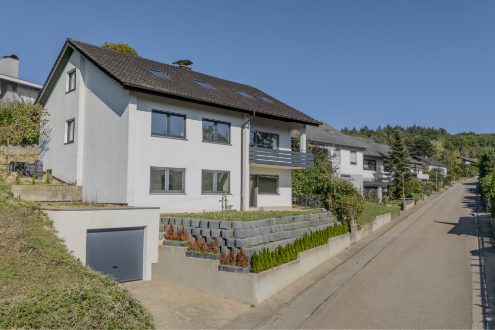 Thumbnail-Haus zum Kaufen in Eisingen 695.000,00 € 268 m²